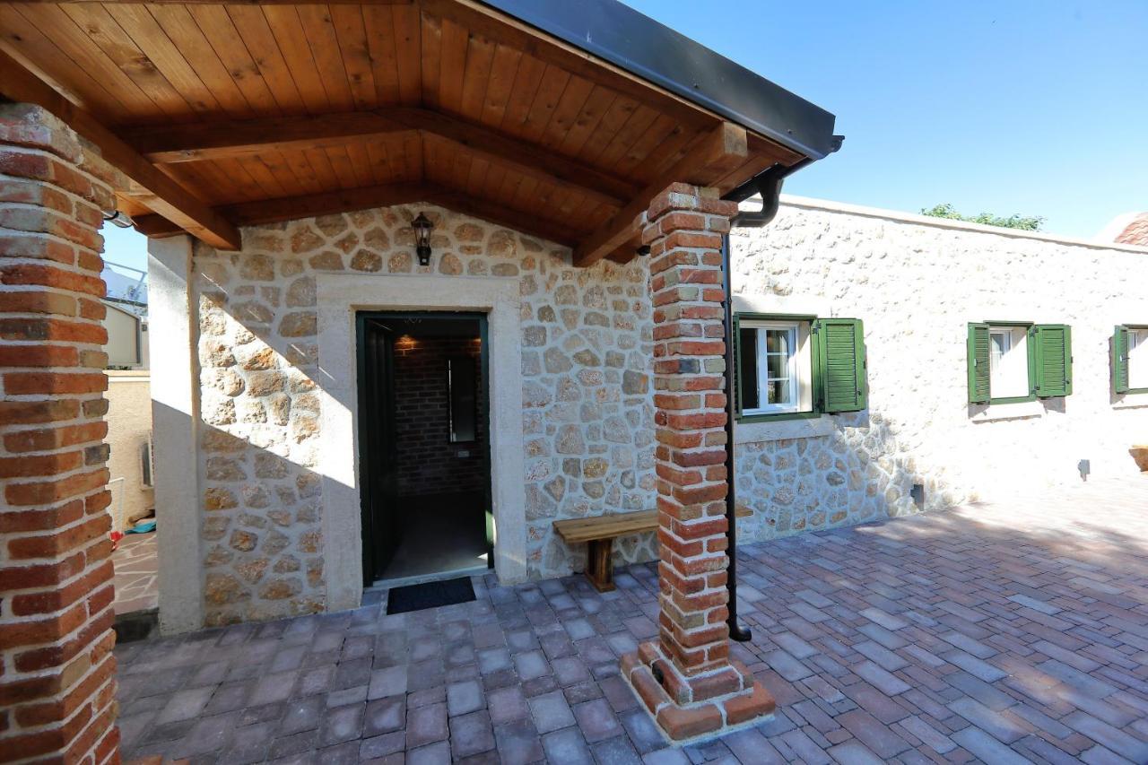 Stone Fantasy Holiday home *